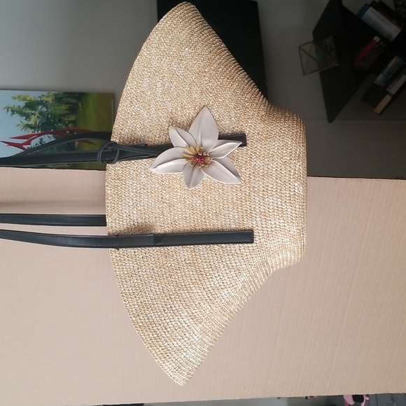 Basket shoulder bag with flower - Picture 2 of 5